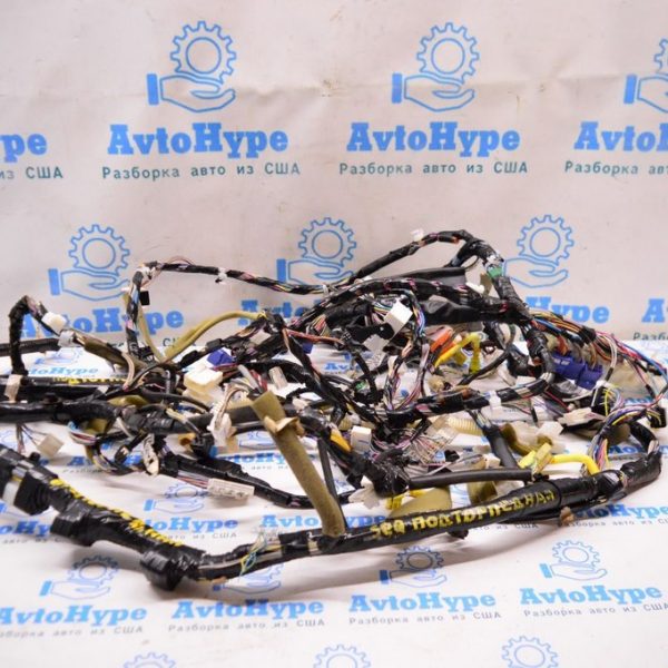 Проводка подторпедная Toyota Sequoia 2008-2022 (01) 82141-0C291