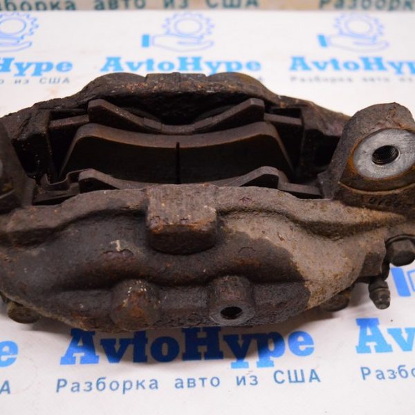 Суппорт перед прав Toyota Sequoia 2008-2022 4 поршня 47730-0C030