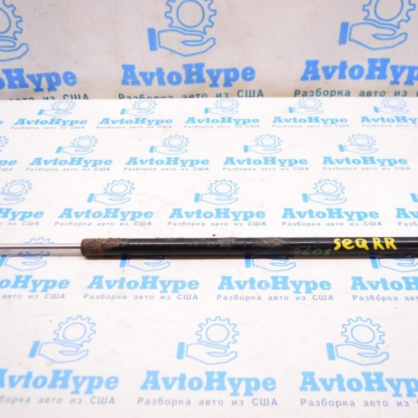 Амортизатор двери багажника правый Toyota Sequoia 2008-2022 (01) ржавчина 689070c010