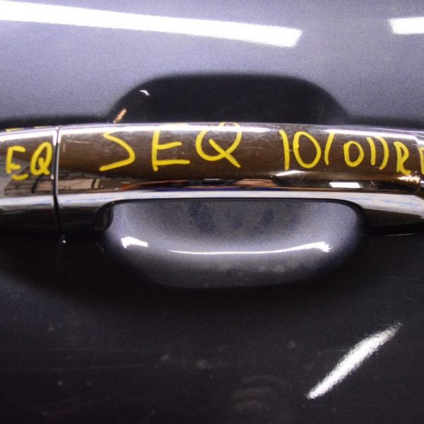 Механизм ручки двери зад прав Toyota Sequoia 2008-2022 69201-0C010