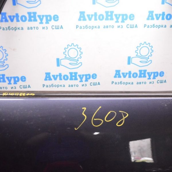 Молдинг дверь-стекло зад прав Toyota Sequoia 2008-2022 68163-0C031