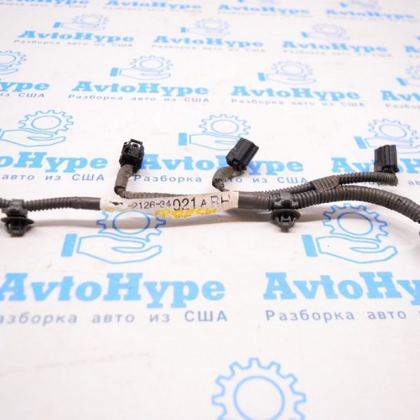 Проводка топливной рейки прав Toyota Sequoia 2008-2022 82126-34021