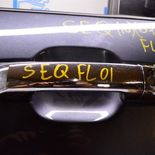 Заглушка внешней ручки перед лев Toyota Sequoia 2008-2022 692170c050b1