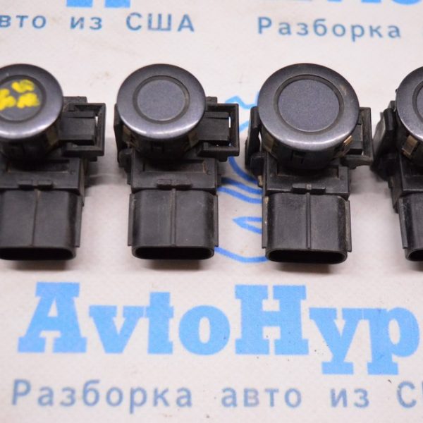 Парктроник задний внешний Toyota Sequoia 08-10 с кольцом 89341-33160