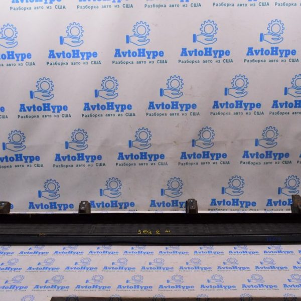 Порог подножка правый Toyota Sequoia 2008-2022 (01) деф. потертости 51771-0C040