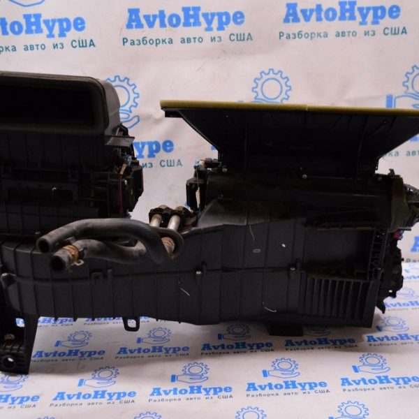 Патрубок печки (любой ) Toyota Sequoia 2008-2022 (01)