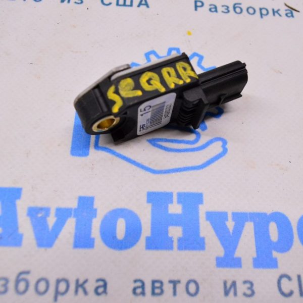 Датчик подушки безопасности дверь прав Toyota Sequoia 2008-2022 (01) 89831-0C060