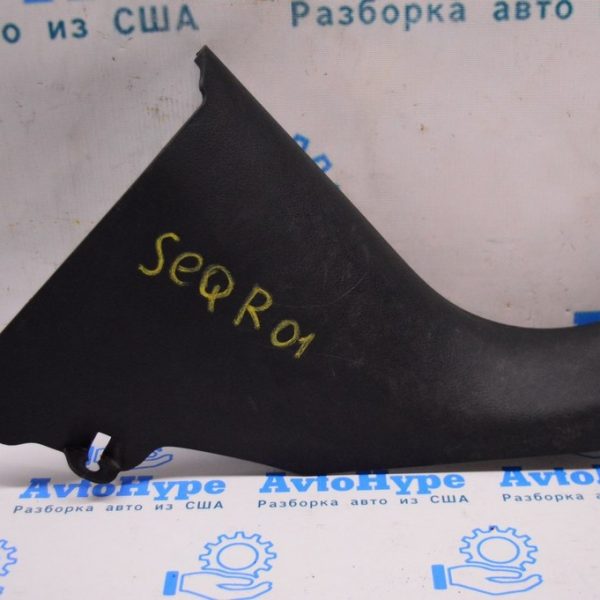 Накладка передней стойки низ правая Toyota Sequoia 2008-2022 черн 62111-0C030-C0