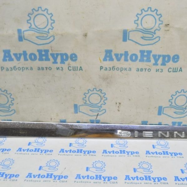 Накладка двери нижняя зад прав Toyota Sienna 11-20 хром PT29A08100