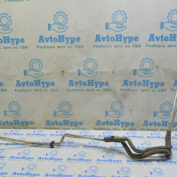 Трубка кондиционера заднего ряда Toyota Sienna 11-20 3.5 вторая 8884008210