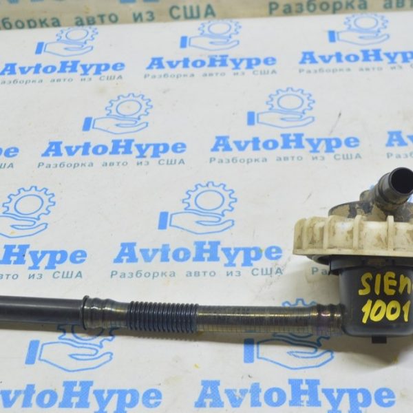 Клапан вентиляции топливного бака Toyota Sienna 11-20 (01) сломан носик 77390-08012