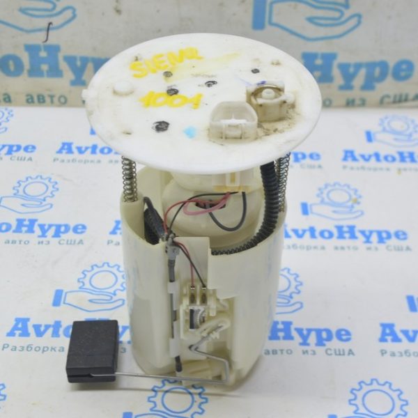 Топливный насос (бензонасос) Toyota Sienna 11-16 3.5 7702008050