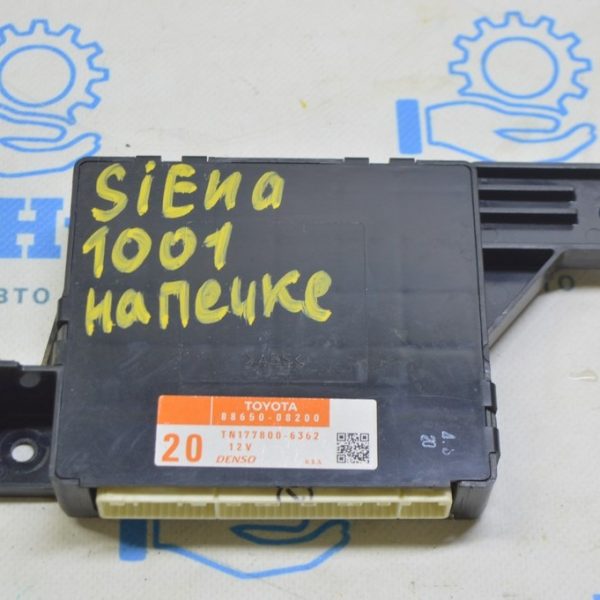 Блок управления климат-контролем Toyota Sienna 11-20 (01) Реал М. 88650-08200