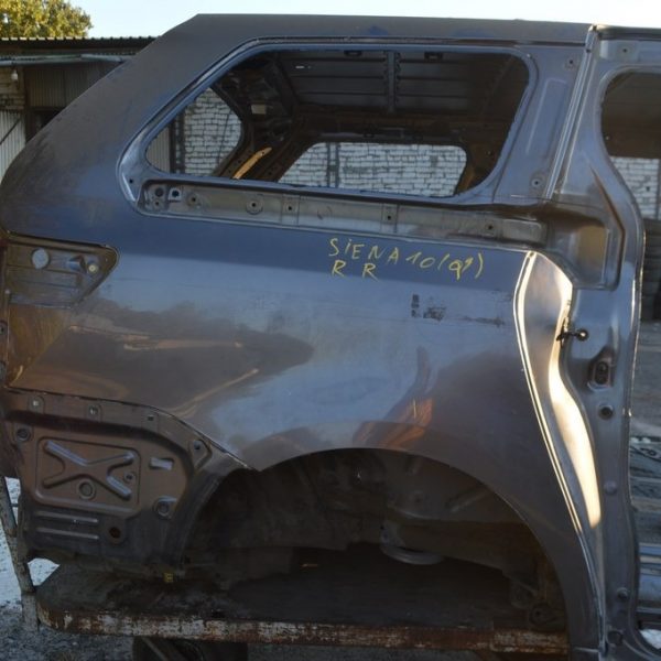 Четверть крыло задняя правая Toyota Sienna 13-17 без BSM (01) Реал М. 61611-08041