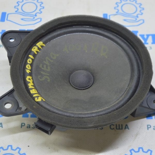 Динамик зад прав Toyota Sienna 11-20 (01) Реал М 86160-08180