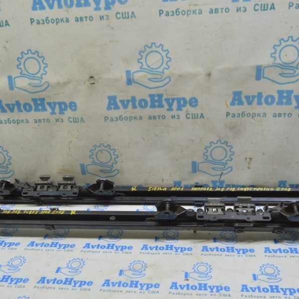 Направляющие заднего ряда сидений правый 2 ряд Toyota Sienna 11-20 (01) Реал М