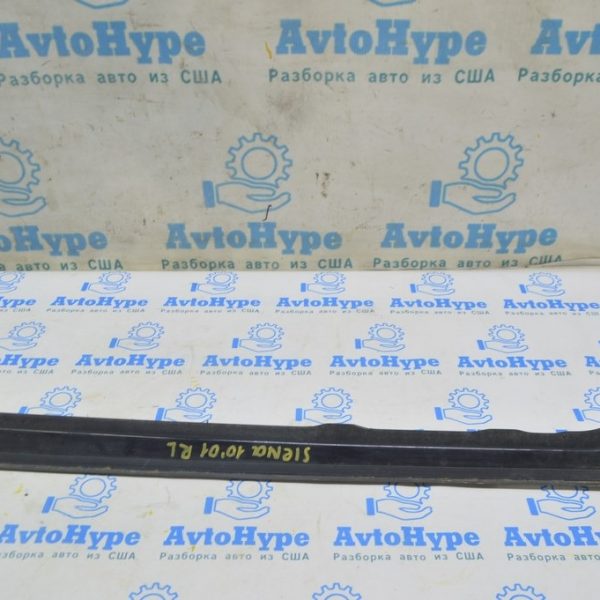 Направляющая задней двери 2 части левая Toyota Sienna 11-20 центр (01) Реал М 68304-08040