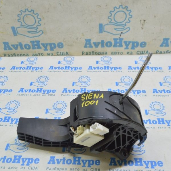 Шифтер КПП Toyota Sienna 11-20 без start/stop (01) Реал М 33560-08020