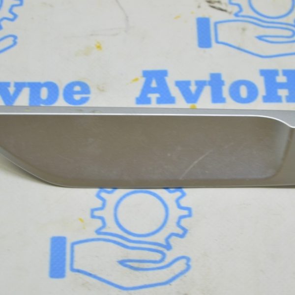 Накладка торпеда левая верхняя Toyota Sienna 15-20 серебро (01) Реал М. 55474-08040-E0