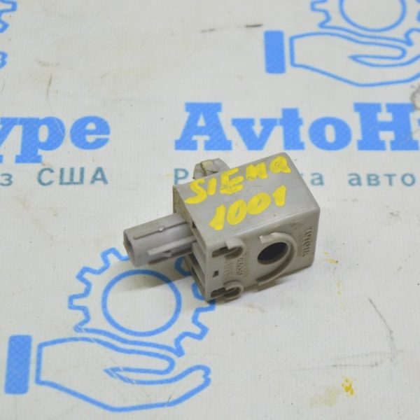 BUZZER Toyota Sienna 11-20 (01) Реал М 89747-0R020