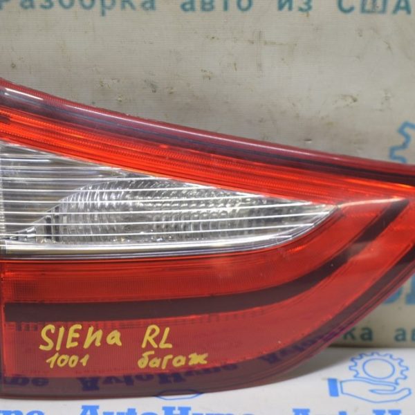 Фонарь внутренний крышка багажника левый Toyota Sienna 15-19 (01) Реал М 81590-08030