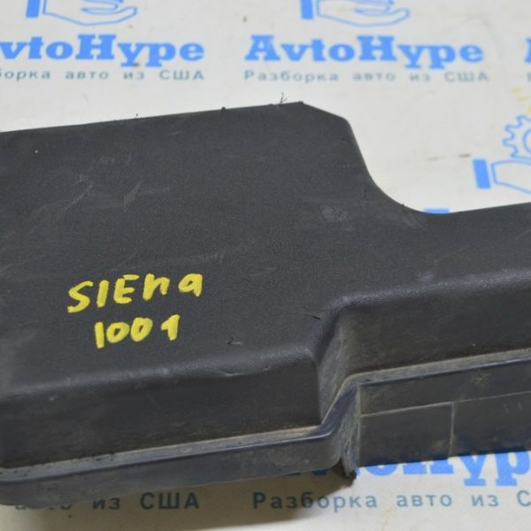 Крышка блока предохранителей подкапотная Toyota Sienna 15-16 (01) Реал М примят, царапины 82672-08120