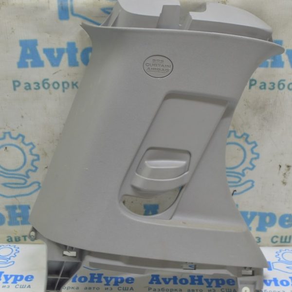 Накладка задней стойки левая Toyota Sienna 15-20 серая (01) Реал М 62560-08050-B3