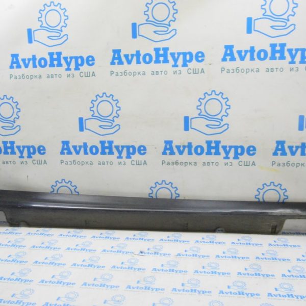 Порог правый Hyundai Sonata 11-15 (02) черный, потерт, сломаны крепления 877523S000