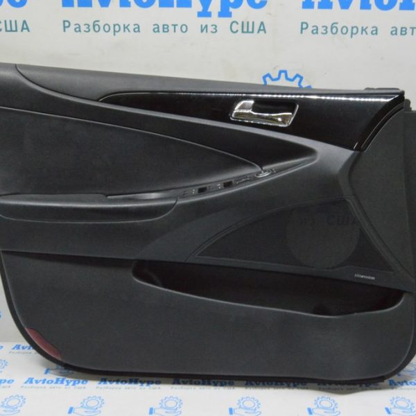 Обшивка двери карточка передняя левая Hyundai Sonata 11-15 черн, вставка дерево (02)царапины 823033Q3209RY