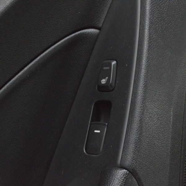 Управление стеклоподъемником задним левым Hyundai Sonata 11-15 черн 93580-3S000-RY