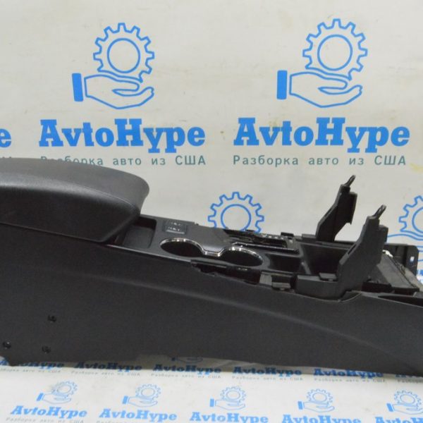 Основание центральной консоли Hyundai Sonata 11-15 черный (02) трещина 846113Q000RY