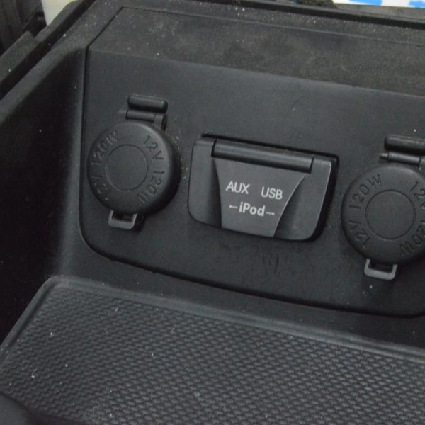 Блок USB AUX Hyundai Sonata 11-15 961203S100