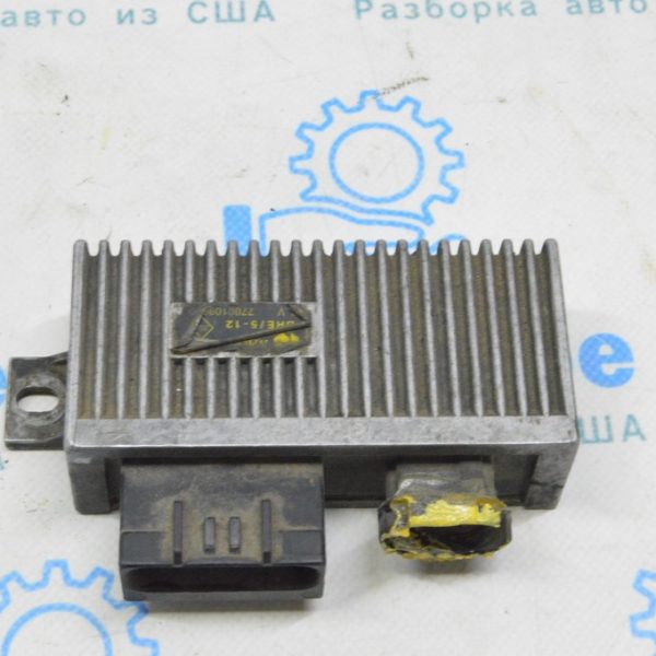 Блок управления Hyundai Sonata 11-15 (02) сломан разъем 7700109880