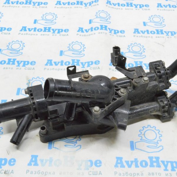 Корпус термостата Hyundai Sonata 11-15 2.0Т с термостатом 256002G540