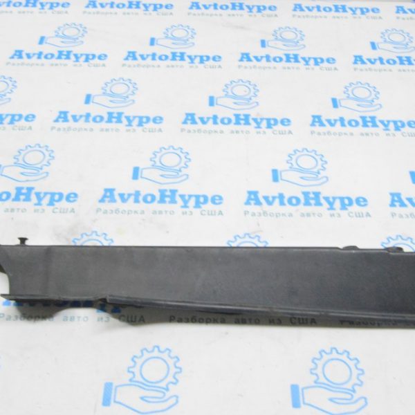 Уплотнитель крыла капот-крыло левый Hyundai Sonata 11-15 841303Q000