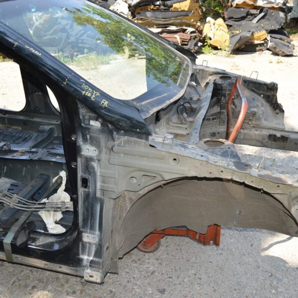 Четверть передняя правая Hyundai Sonata 11-15 (02) черная, шпакля 645024R000