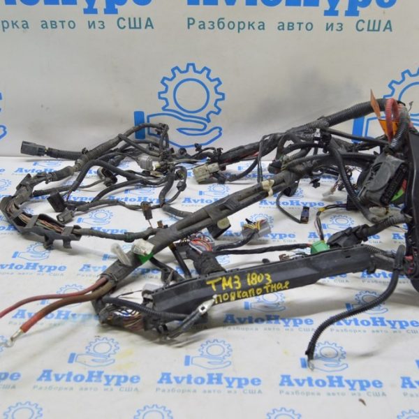 Проводка моторного отсека Tesla Model 3 18- (03) 1067964-92-E