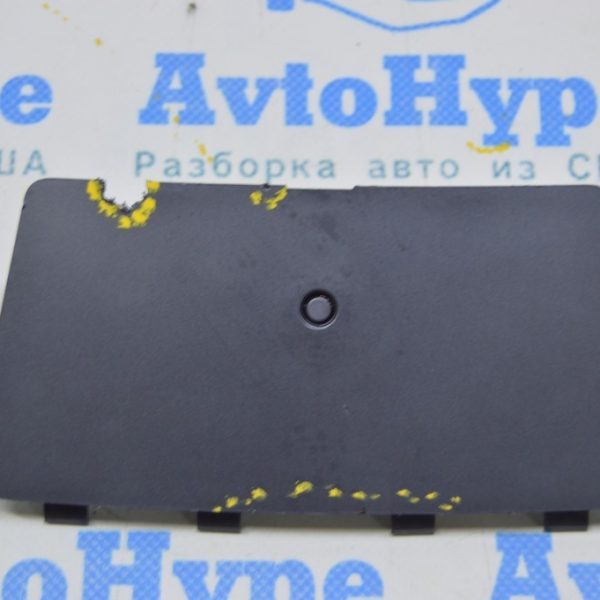 Загулшка накладки крепления монитора Tesla Model 3 18- с кнопокой RESET (03) нет фрагмента 1105487-00-D