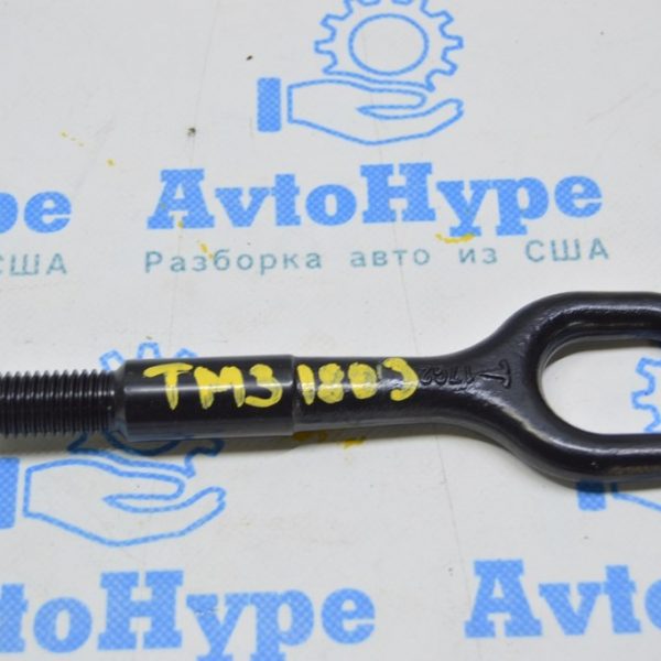 Буксировочный крюк Tesla Model 3 18- 1077570-00-D