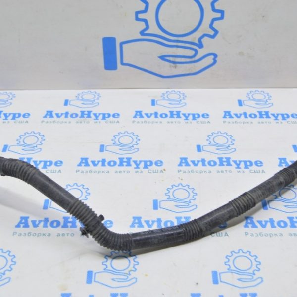 Патрубок системы охлаждения Tesla Model 3 18- 1077589-00-D