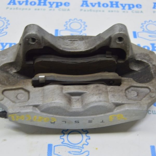 Колодки тормозные передние 4шт Tesla Model 3 18- (03) 8008240-00-B