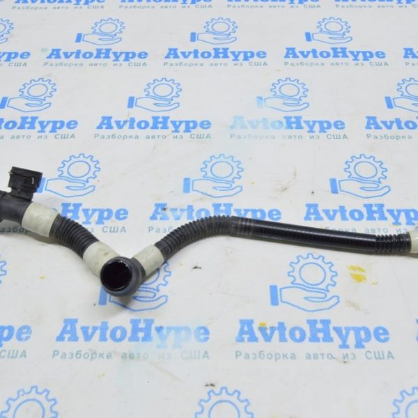 Патрубок системы охлаждения Tesla Model 3 18- 1077577-00-F