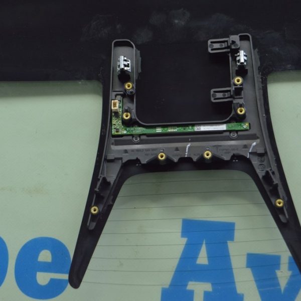 Кронштейн крепления камеры на лобовом Tesla Model 3 18- с датчиком света 1076737-00-C