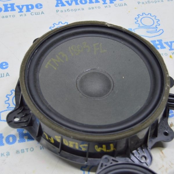 Динамик дверной передний левый Tesla Model 3 18- 1079744-00-B