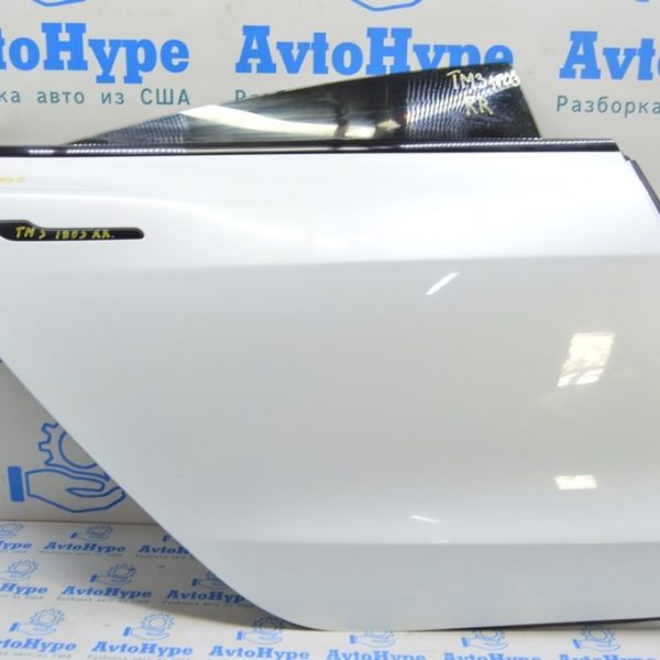 Молдинг дверь-стекло центральный задний правый Tesla Model 3 18- черн 108074801J