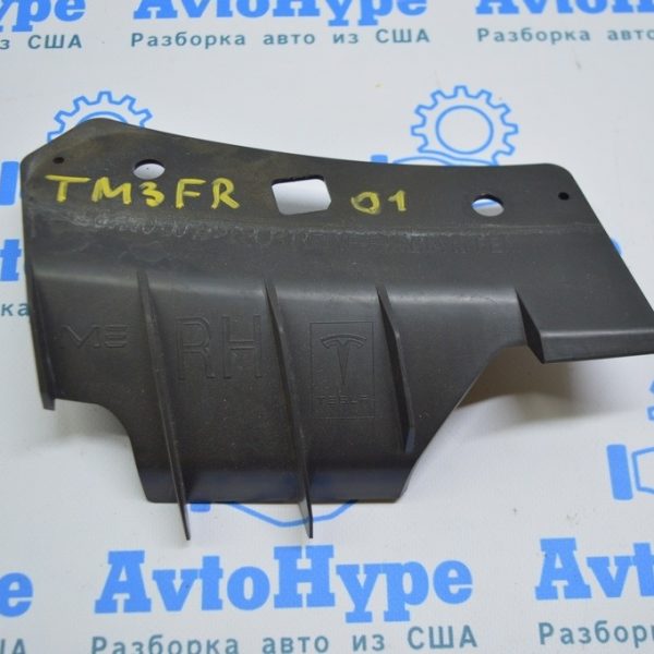 Крепление переднего бампера правое внутр Tesla Model 3 18- 1084170-00-B