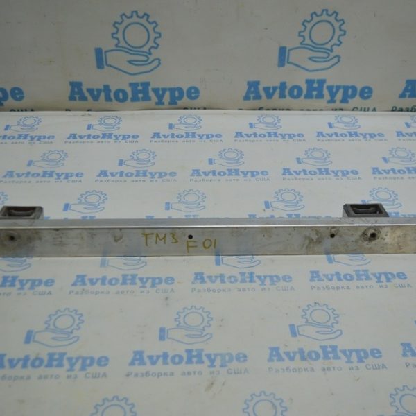 Распорка крепление диффузора Tesla Model 3 18- 1104777-00-A