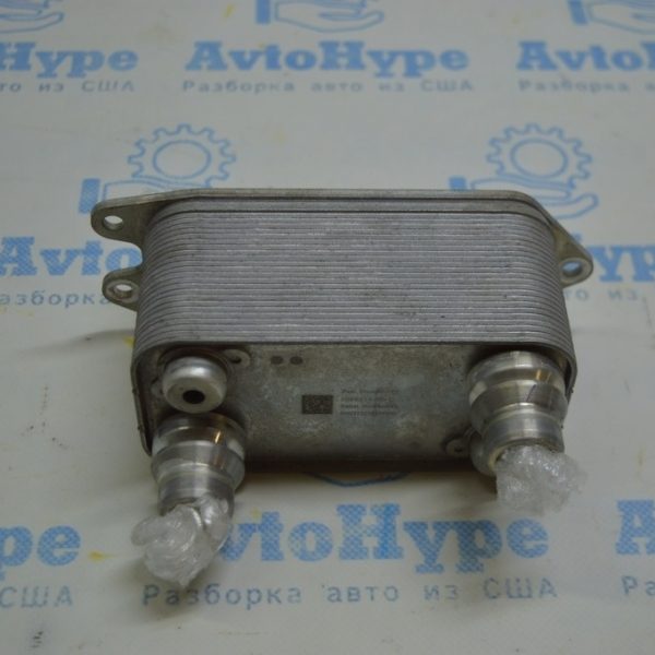 Масляный охладитель переднего двигателя Tesla Model 3 18-23 Model Y 20- (01) 1096215-00-C