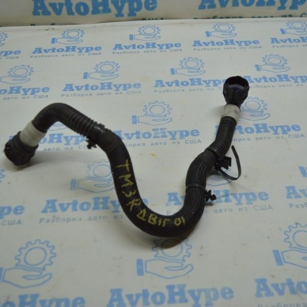 Патрубок системы охлаждения 22 Tesla Model 3 18-