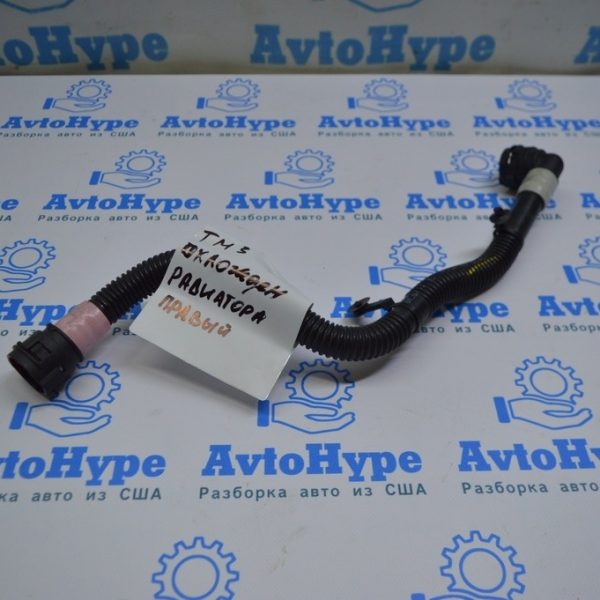 Патрубок системы охлаждения 10 Tesla Model 3 21- 1501325-00-C